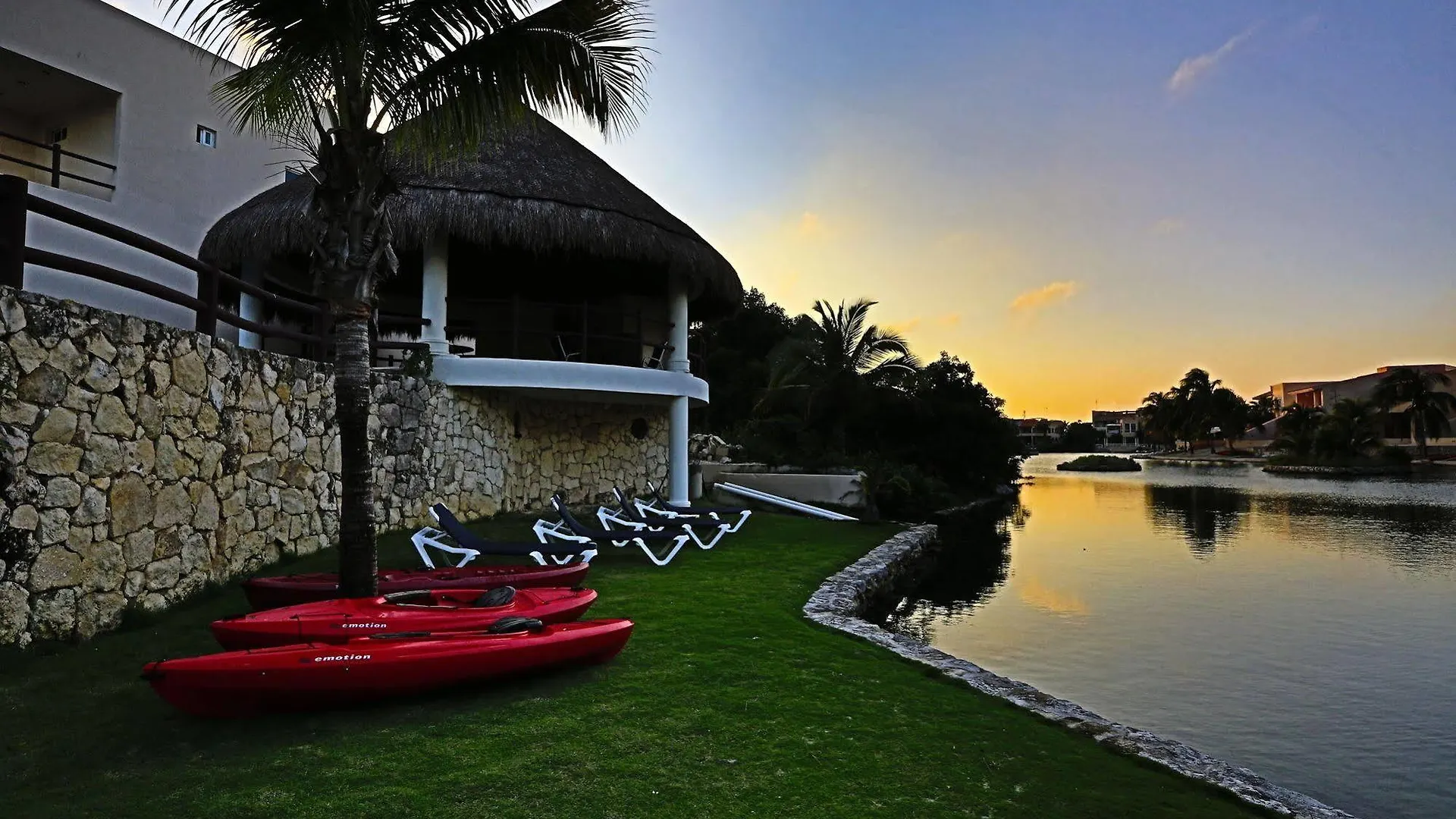 Coral Maya Stay Suites Puerto Aventuras 3*,  Mexiko
