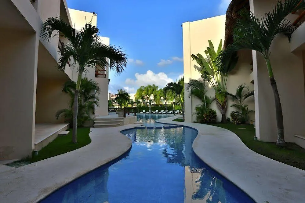 Coral Maya Stay Suites Puerto Aventuras México