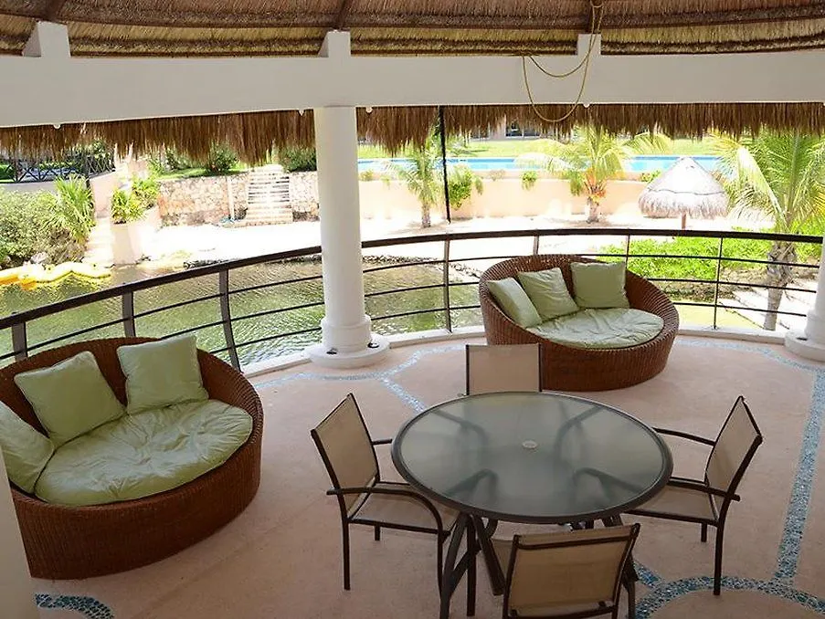 Coral Maya Stay Suites Puerto Aventuras México